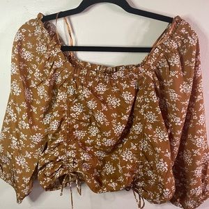Floral print blouse